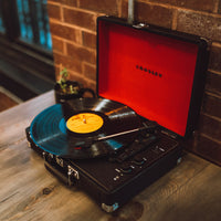 CROSLEY Crosley Cruiser Black - Bluetooth Portable Turntable - ElectronX Plus